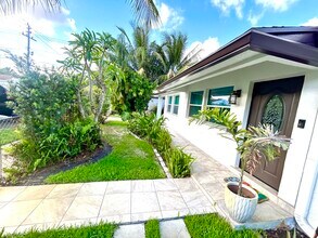 2520 Ridgeway Ave in West Palm Beach, FL - Building Photo - Building Photo