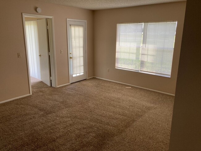 8229 Fairways Cir in Ocala, FL - Building Photo - Building Photo