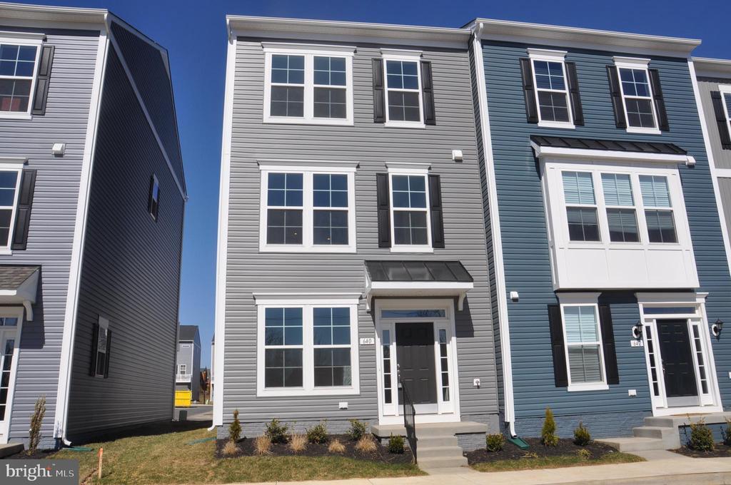 640 HEMSWORTH in Winchester, VA - Foto de edificio