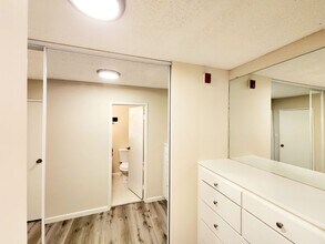 932 Peninsula Ave in San Mateo, CA - Building Photo - Building Photo