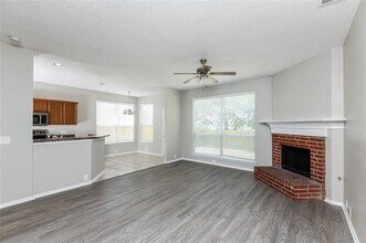 2524 Tar Heel Dr in Fort Worth, TX - Building Photo - Building Photo