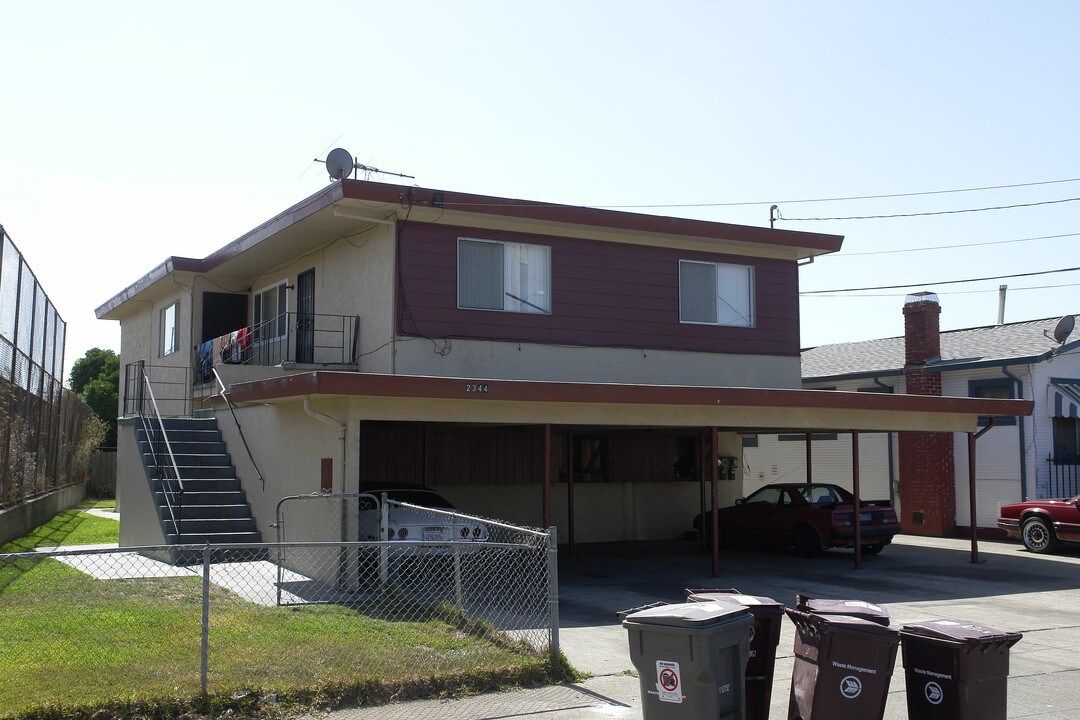 2344 84th Ave in Oakland, CA - Building Photo