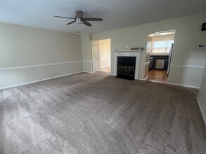 2569 Laurel Branch Dr in Waldorf, MD - Building Photo - Building Photo