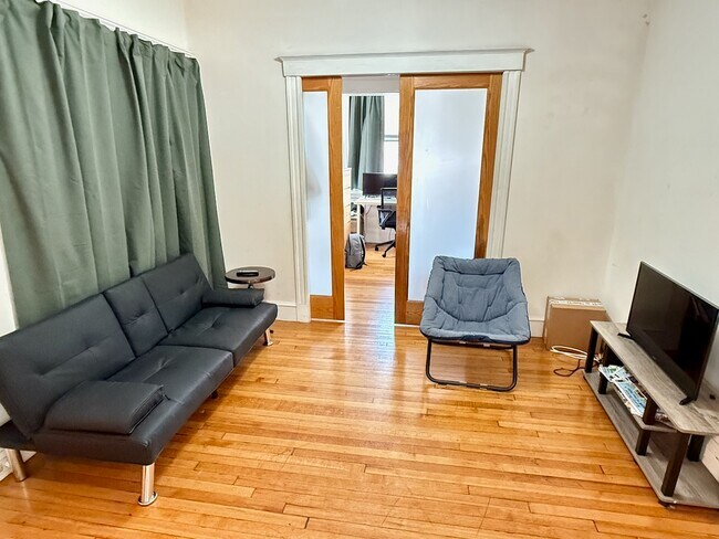 50 Chester St, Unit 5