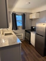 19611 Schoenherr St in Detroit, MI - Building Photo