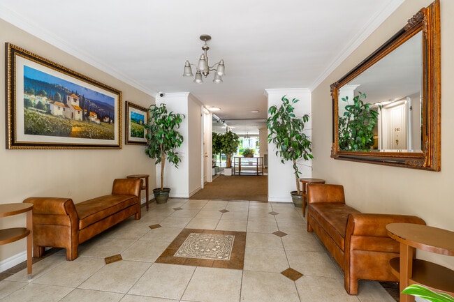 Palm Beverly Apartments