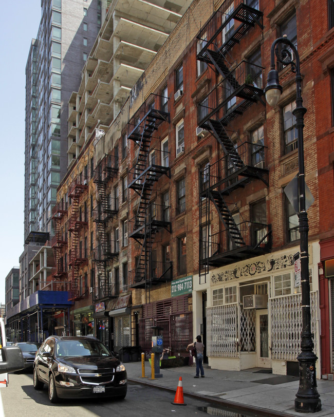 172 Ludlow St in New York, NY - Building Photo - Building Photo