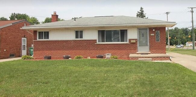 property at 32910 Barton St