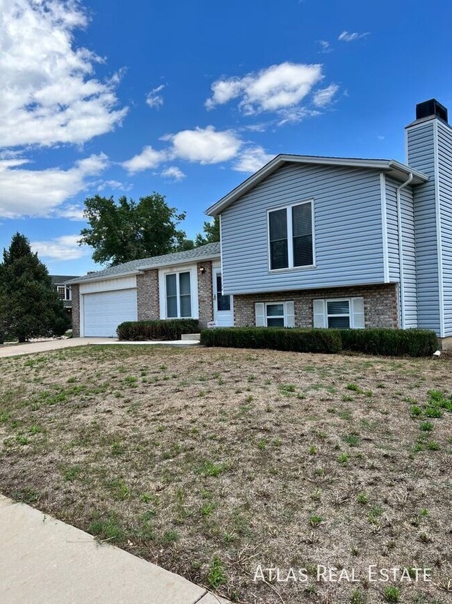 property at 11194 Forest Ave