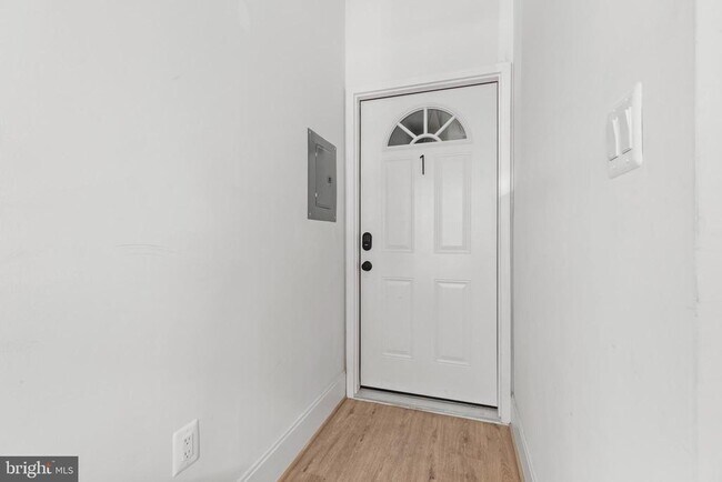 property at 617 Park Rd NW