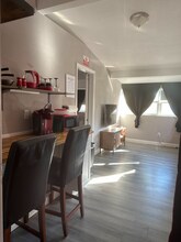 814 E 126th Ave-Unit -B in Tampa, FL - Building Photo - Building Photo