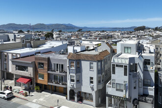 1654 Union St in San Francisco, CA - Foto de edificio - Building Photo