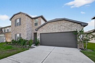 30611 Castle Cove Dr in Fulshear, TX - Building Photo - Building Photo