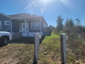 2250 Rd 5732 in Cleveland, TX - Building Photo - Building Photo