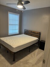 559 Woodlawn Ave NW, Unit Unit B in Atlanta, GA - Building Photo - Building Photo