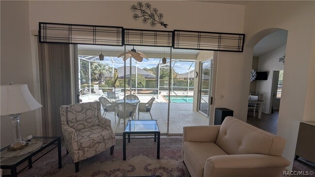 174 W Romany Loop in Beverly Hills, FL - Building Photo - Building Photo