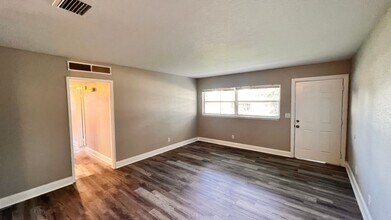 116 Alhambra Ave in Altamonte Springs, FL - Building Photo - Building Photo