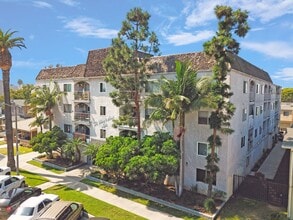 St Mary's Arms in Long Beach, CA - Building Photo - Building Photo