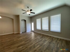 1331 Hillsong St in New Braunfels, TX - Building Photo - Building Photo