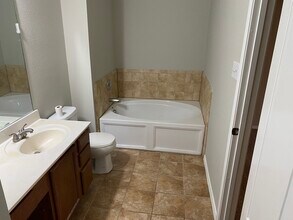 6225 Tower Ct in Plano, TX - Building Photo - Building Photo