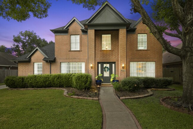 8819 Crazy Horse Trail