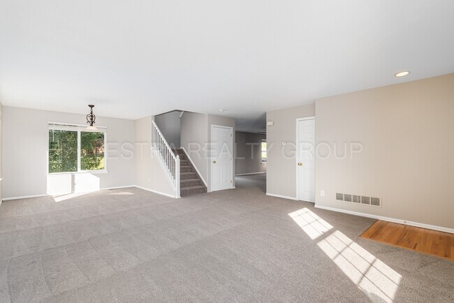 property at 5524 S Rome Way