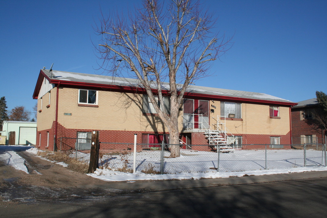 7125-7131 Stuart St in Westminster, CO - Building Photo