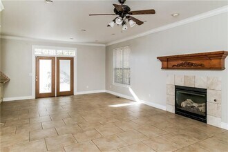 4640 Olde Village Cir in Edmond, OK - Building Photo - Building Photo
