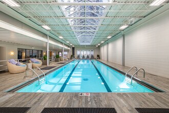 420 E Ohio in Chicago, IL - Building Photo - Interior Photo