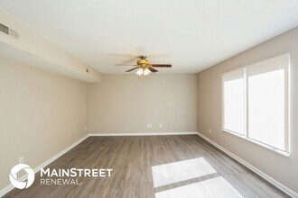 6002 Tybalt Dr in Indianapolis, IN - Foto de edificio - Building Photo