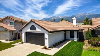 10638 Grandview Dr in Rancho Cucamonga, CA - Building Photo
