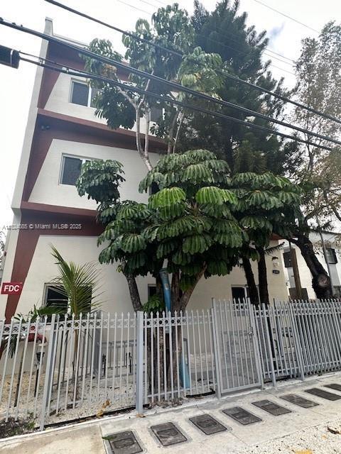 property at 320 SW 13th Ave