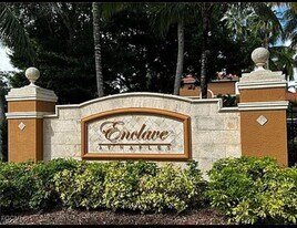 1270 Wildwood Lakes Blvd, Unit Apt 202 in Naples, FL - Building Photo