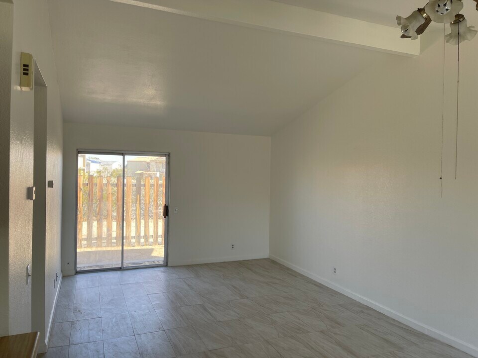 73874 Sunnyvale Dr in Twentynine Palms, CA - Building Photo