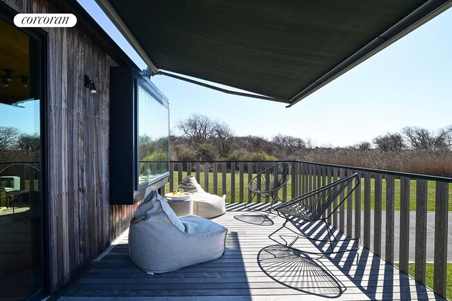 100 Deforest Rd in Montauk, NY - Building Photo - Building Photo