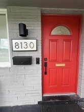 8130 NW 13th St in Pembroke Pines, FL - Building Photo - Building Photo