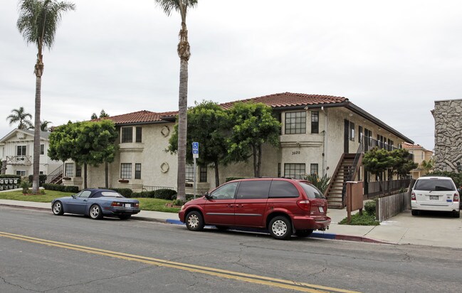 1st Avenue Apartments in San Diego, CA - Foto de edificio - Building Photo