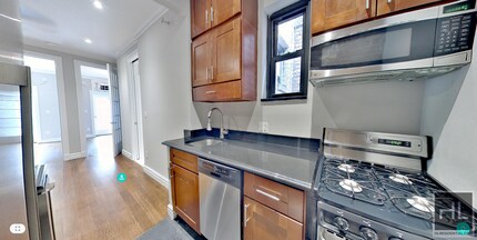 East 32nd Street, Unit 3D in New York, NY - Foto de edificio - Building Photo