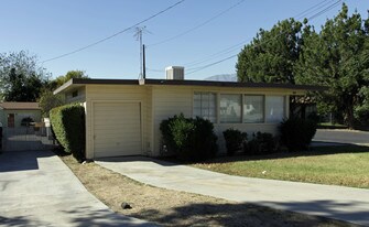 8452 Oleander Ave in Fontana, CA - Building Photo