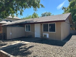 Quail Ridge Apartments in Yakima, WA - Foto de edificio - Building Photo
