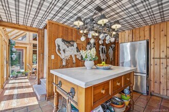 4 Marion Ln in East Hampton, NY - Building Photo - Building Photo