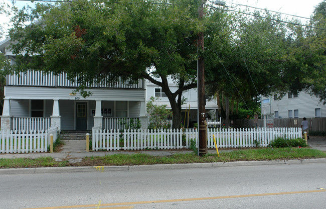 807 9th Ave N in St. Petersburg, FL - Building Photo - Building Photo