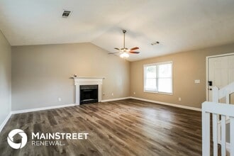 391 Charleston Ln in Lawrenceville, GA - Foto de edificio - Building Photo