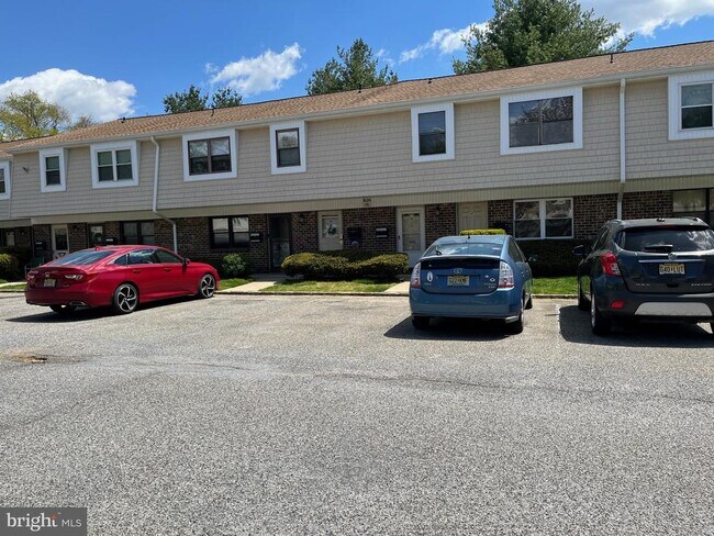 1508 Silver Ct in Hamilton Township, NJ - Building Photo - Building Photo