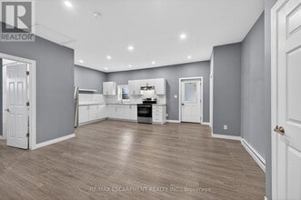 12 Main St E in Haldimand, ON - Building Photo - Building Photo