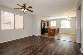 15423 W Poinsettia Dr in Surprise, AZ - Building Photo - Building Photo