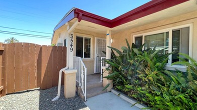 College Duplex in San Diego, CA - Building Photo - Interior Photo