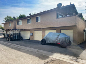 23061 Village Dr in Lake Forest, CA - Building Photo - Building Photo