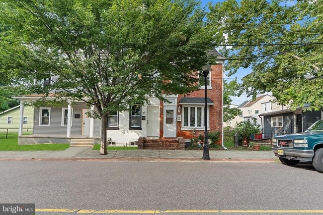 property at 225 Market St