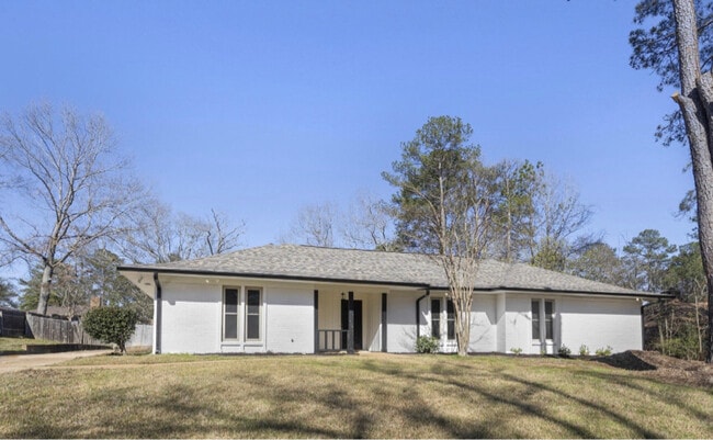 property at 5110 Rivermont Dr